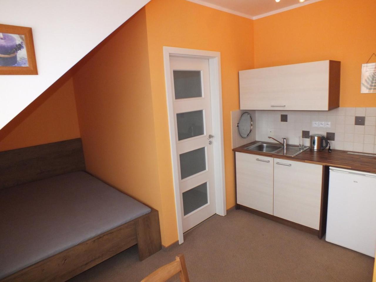 Garden Apartments Znojmo Zewnętrze zdjęcie