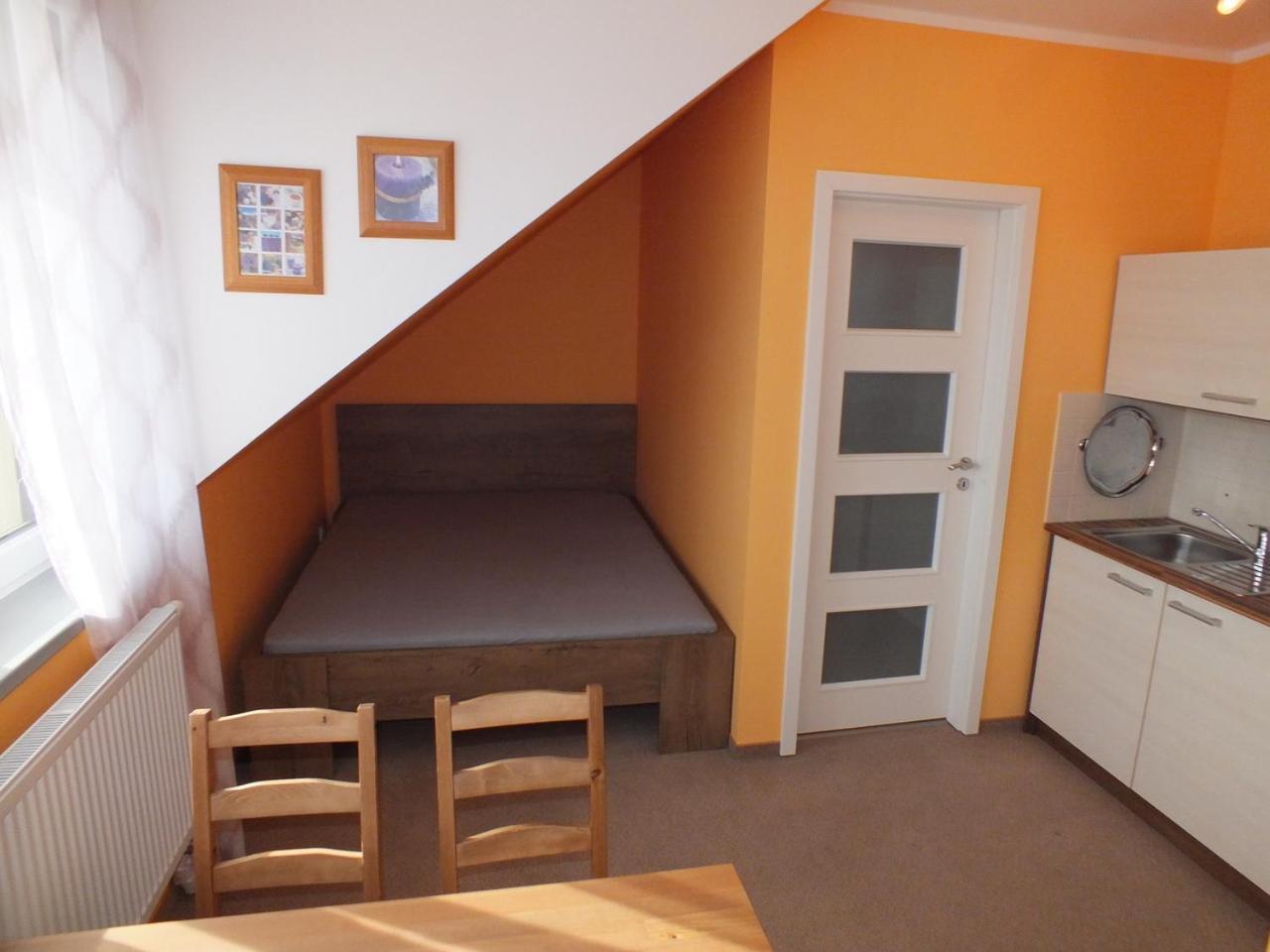 Garden Apartments Znojmo Zewnętrze zdjęcie